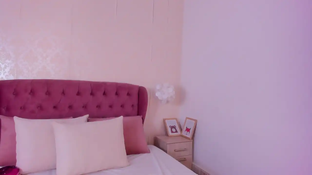 Alexalee – [Xlovecam] Lovely Privat Zapisi Only Fun Club Video – 2025-02-15 15:55:36