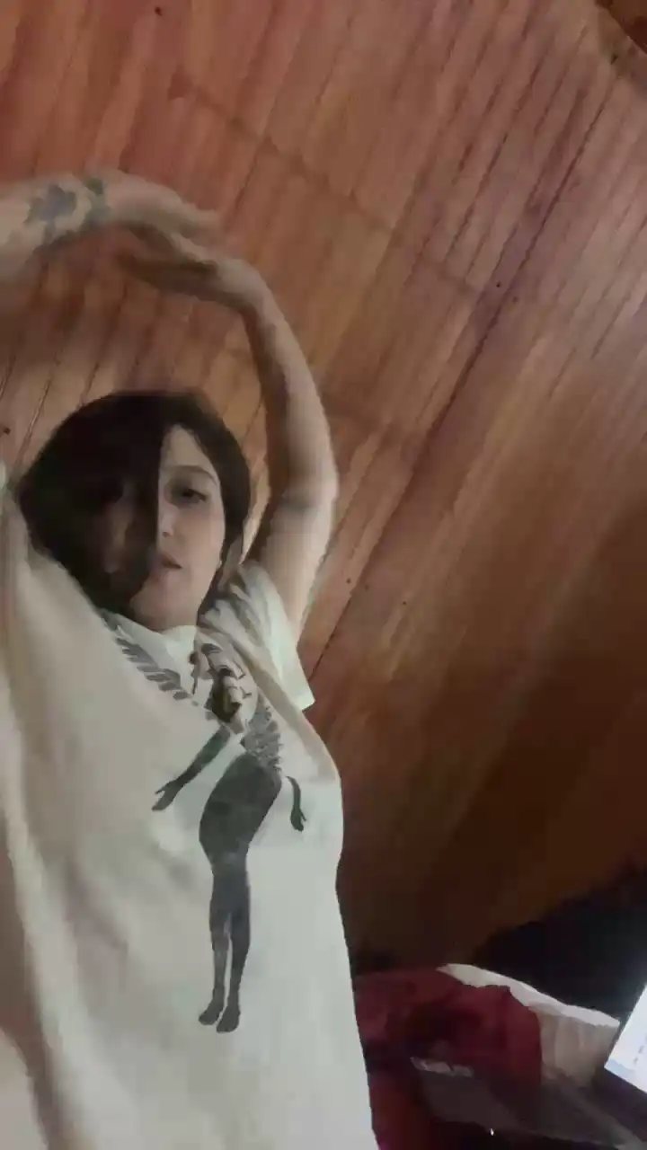 Fallfemme – [Cam4] Interactive Toy Gorgeous Role-play – 2025-11-16 15:40:33