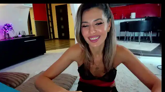 Smileytinaa – [Myfreecams] Private Video Porn Live Chat Webcamchat – 2026-03-13 21:52:37
