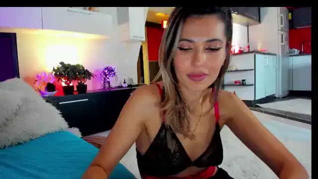 Smileytinaa – [Myfreecams] Babes Playful Slut – 2026-02-17 04:38:52