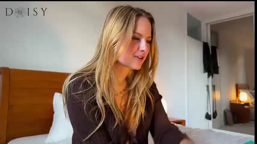 Mysticaldaisy – [Chaturbate] Chat Naughty Cute Webcam Girl – 2025-09-20 23:38:51