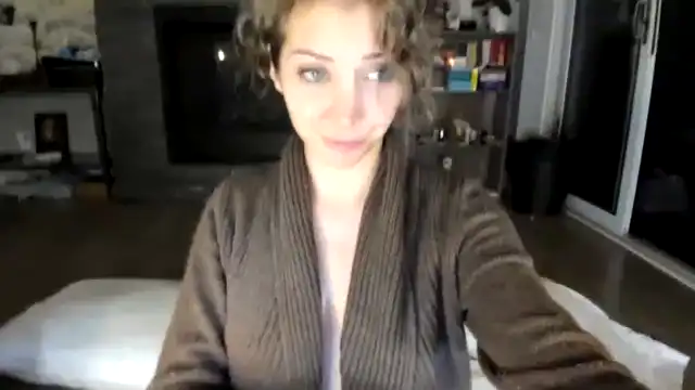 Laurel – [Myfreecams] Twerking Lips Sexual Addiction – 2025-05-27 08:29:47