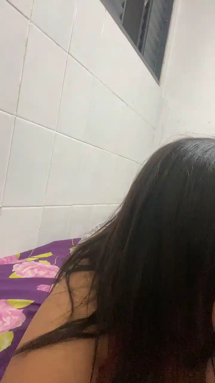 Foxrise – [Cam4] Naked Model Loves To Masturbated Erotic – 2025-01-14 23:44:53