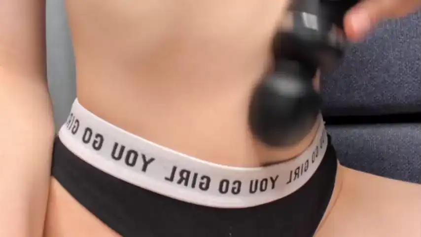 Bzzzme – [Chaturbate] Sexy Girl Masturbate Shaved – 2026-07-19 14:52:07