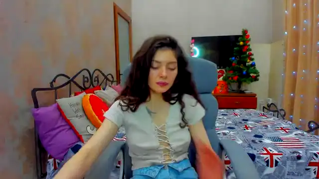 Metaxa – [Xlovecam] Webcam Model First Time Wonderful – 2026-06-12 13:57:33
