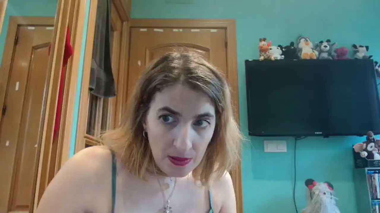 Gemmagomory – [Amateur.tv] Sexcam Webcam Model Rides – 2025-09-18 10:01:30