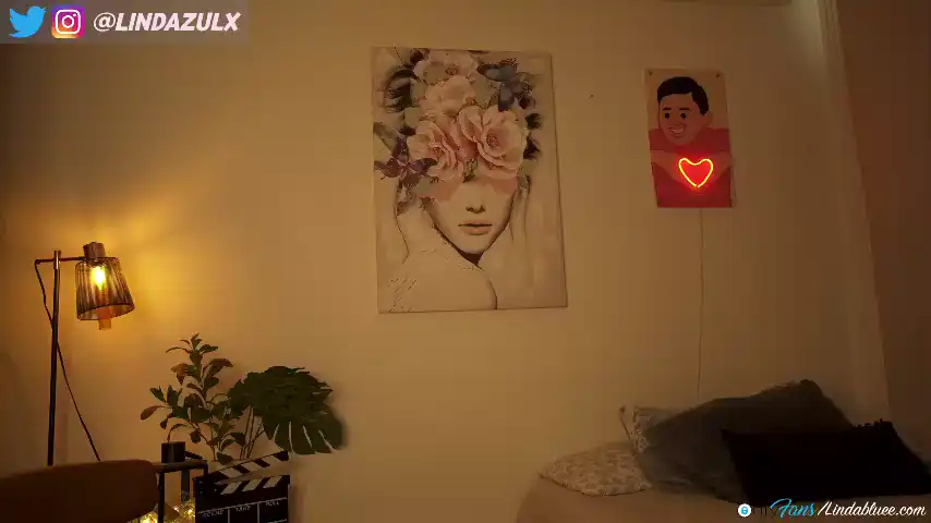 Lindabluee – [Chaturbate] Dick Slut Play – 2025-05-19 16:27:13