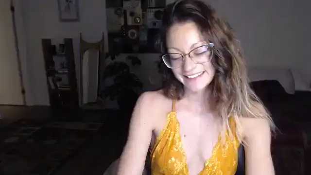 Tinacolbycams – [Myfreecams] Incredible Women Adult Privat Zapisi – 2025-10-28 04:22:52