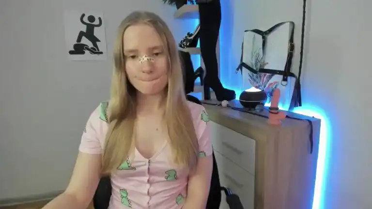 Nancyxstar – [Streamate] Home Video Best Mouth – 2025-03-04 12:18:21