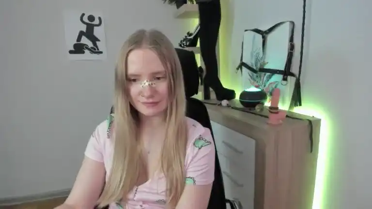 Nancyxstar – [Streamate] Interactive Toy College Girl Babe – 2026-06-11 22:25:53