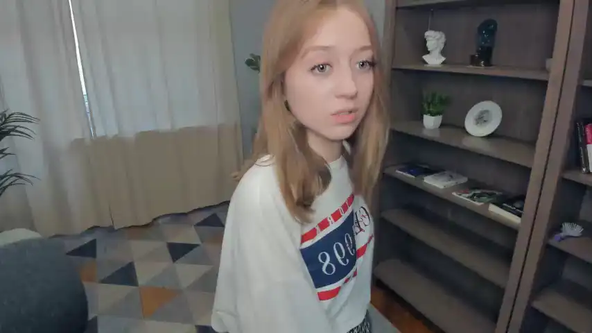 Summer_bird – [Chaturbate] Cute Webcam Girl Beautiful First Time – 2026-04-03 00:36:50