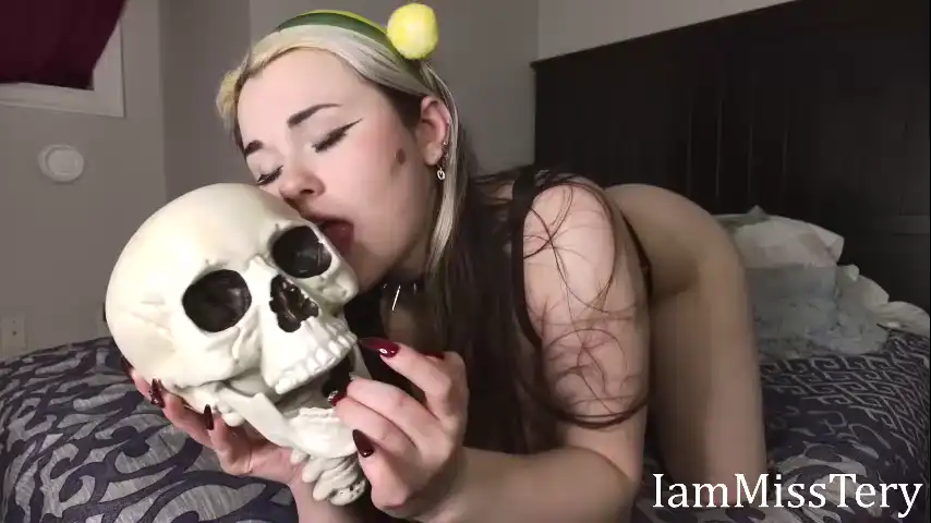 Iammisstery – [Chaturbate] Web Model Striptease Fuck Her Hard – 2026-01-05 02:28:31