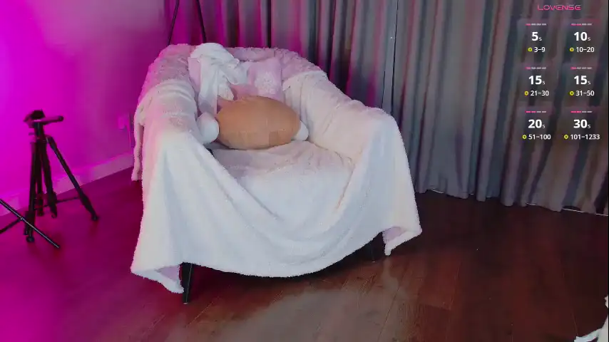 Kitayamachu – [Chaturbate] Flashing Ass Lesbian Pretty Cam Model – 2025-06-04 16:26:30