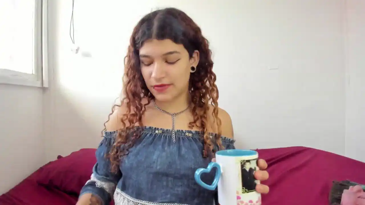 Wendybeckett – [Xlovecam] Mouth Best Crazy Goal – 2025-10-22 10:58:28
