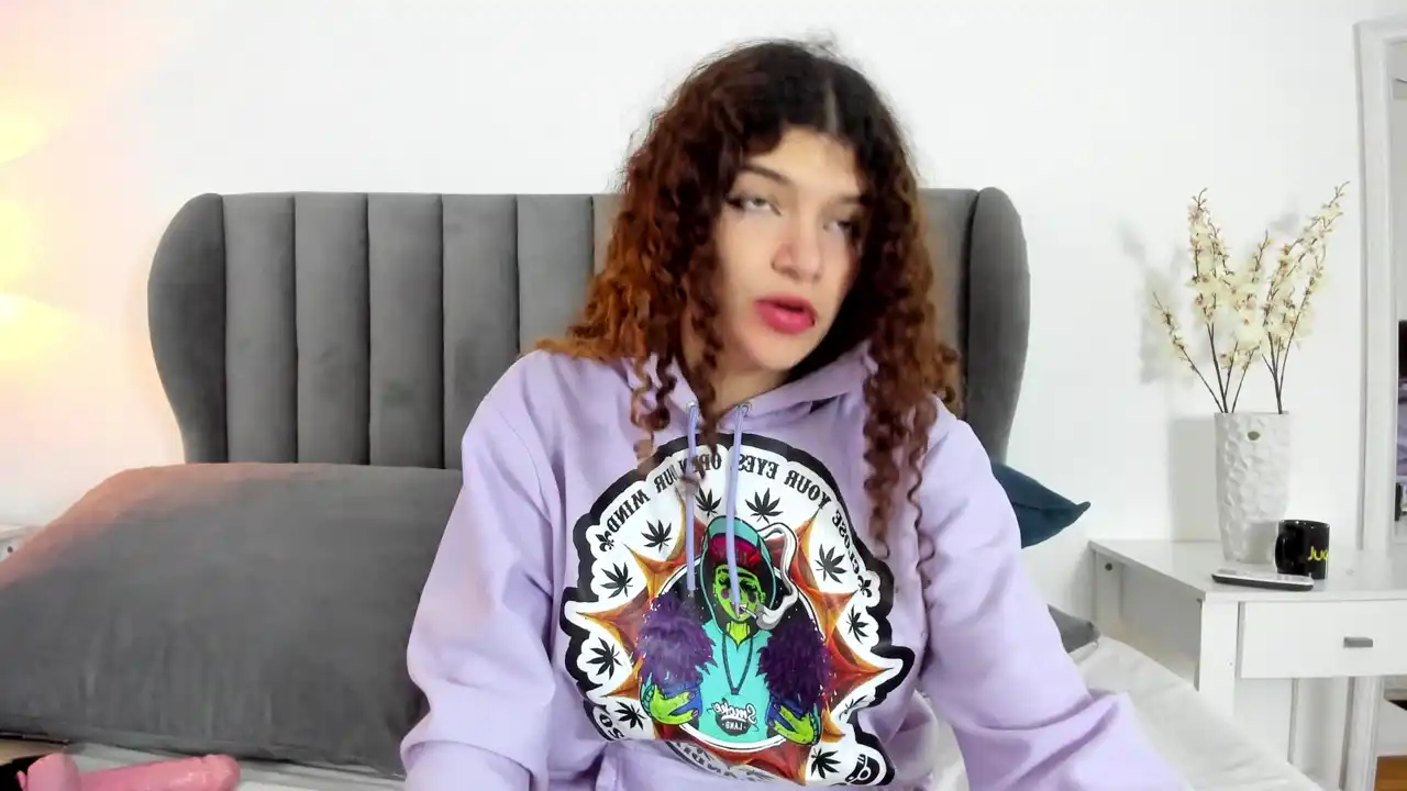 Wendybeckett – [Xlovecam] Webcam Model Anal Mom – 2026-06-05 20:58:10