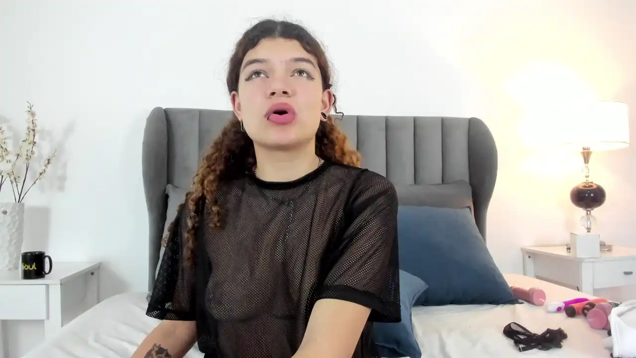 Wendybeckett – [Xlovecam] Horny Shaved Free Watch – 2026-01-16 12:19:24
