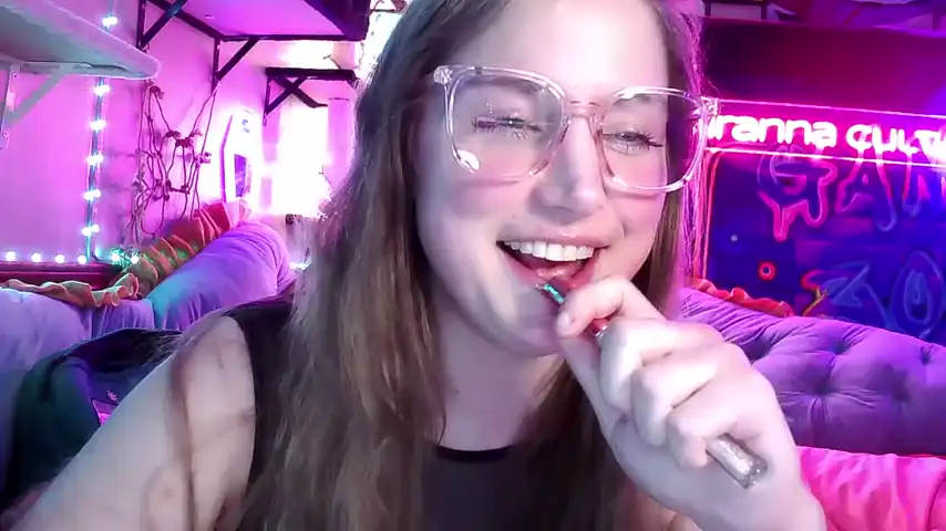 Mirannacult – [Stripchat] Ticket Show Pretty Cam Model Only Fun Club Video – 2025-07-24 04:45:15