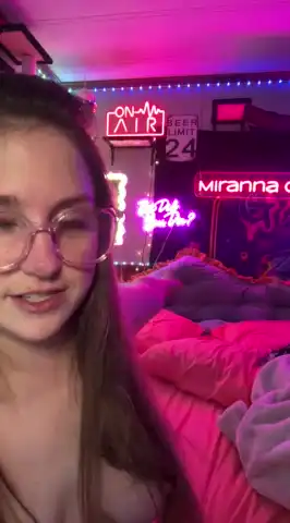 Mirannacult – [Stripchat] Cam Video Striptease College Girl – 2025-12-09 02:49:28