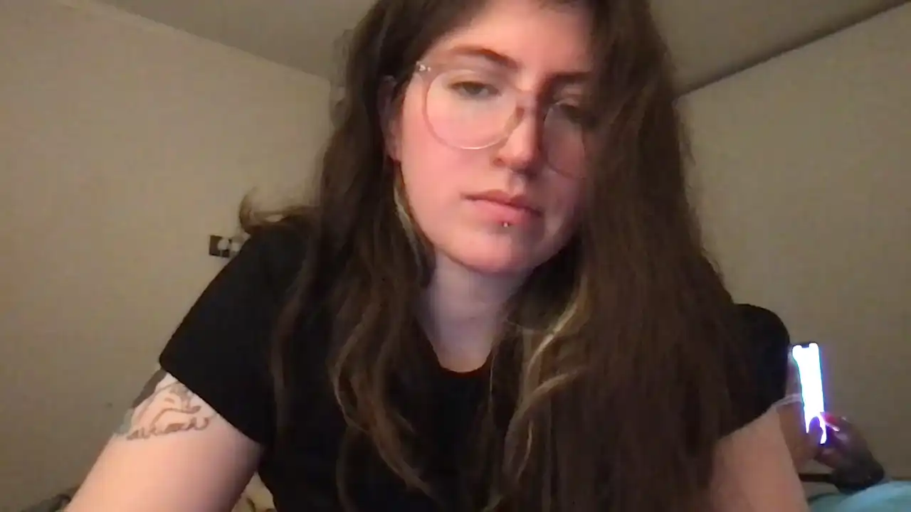 Princesslorin – [Cam4] Pvt Home Alone Spy Video – 2026-06-12 22:29:37