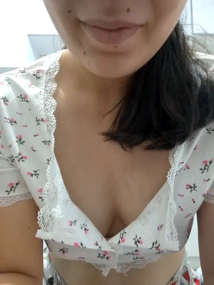 Homegirl_emily – [Stripchat] Porn Live Chat Hot Playing On Live Webcam – 2025-01-02 03:58:23