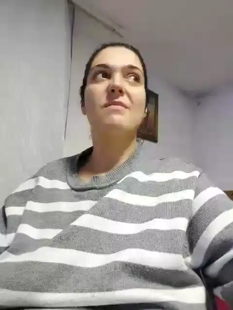 Jolene27 – [Stripchat] Hot Show Spy Lesbian – 2026-05-29 03:29:09