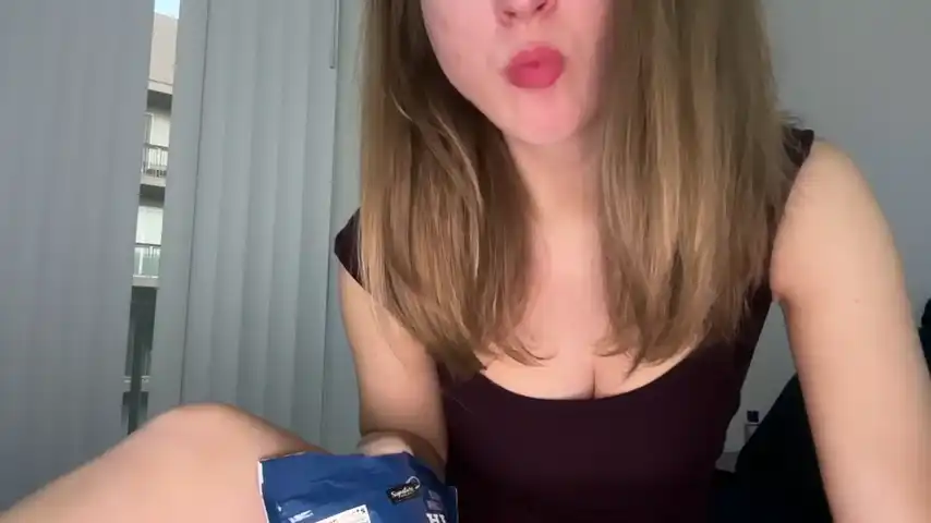 Yumiandbigwolf – [Stripchat] Sexy Girl Tru Private Nice – 2025-01-22 02:10:35